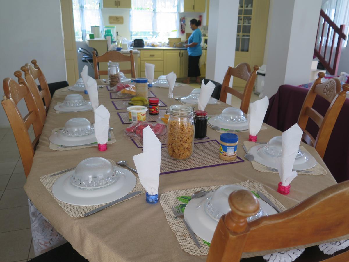 Flying Annie Moa Bed & Breakfast Neiafu Luaran gambar