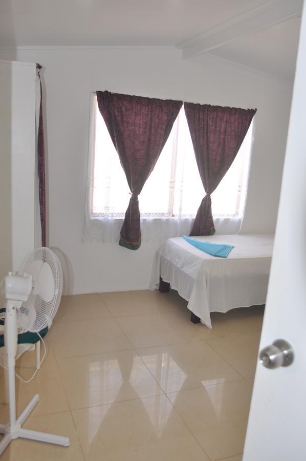 Flying Annie Moa Bed & Breakfast Neiafu Luaran gambar