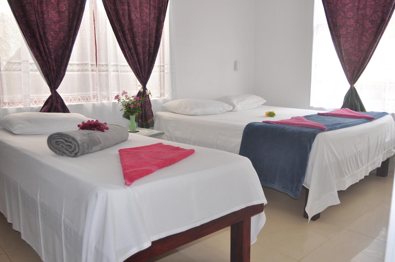Flying Annie Moa Bed & Breakfast Neiafu Luaran gambar